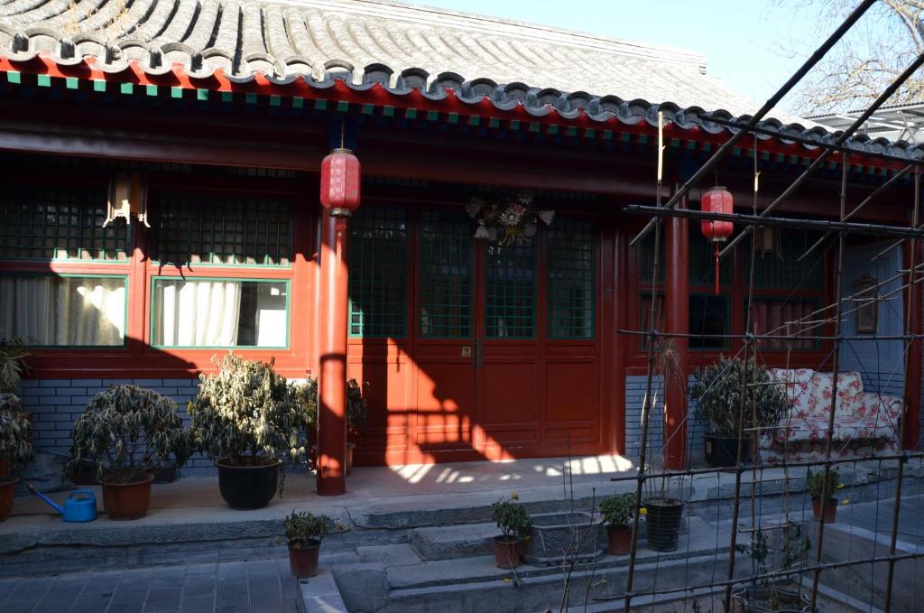Happy Dragon Courtyard Hostel Beijing Exterior photo